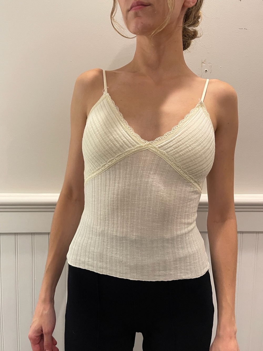 Lace-Trim Ribbed Cami Tank Top in Cream